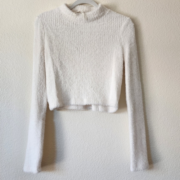 Anthropologie By Anthropologie Mock-Neck Fuzzy Sweater M - Picture 3 of 7